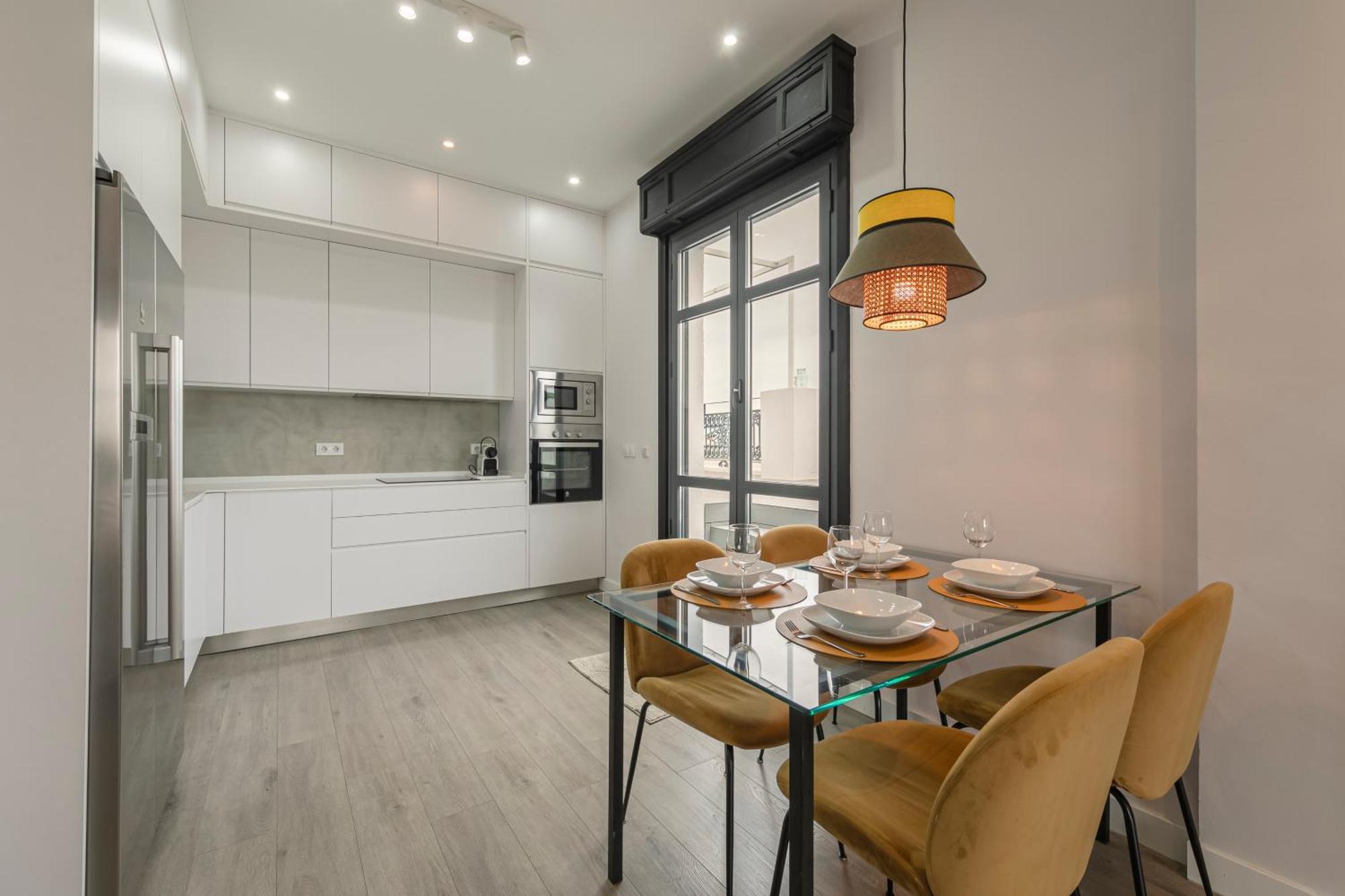 Isg Apartments Modern Atticpool At The Cathedralfree Parking Seville Exterior photo
