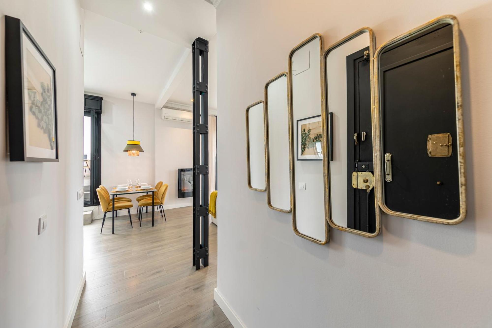 Isg Apartments Modern Atticpool At The Cathedralfree Parking Seville Exterior photo